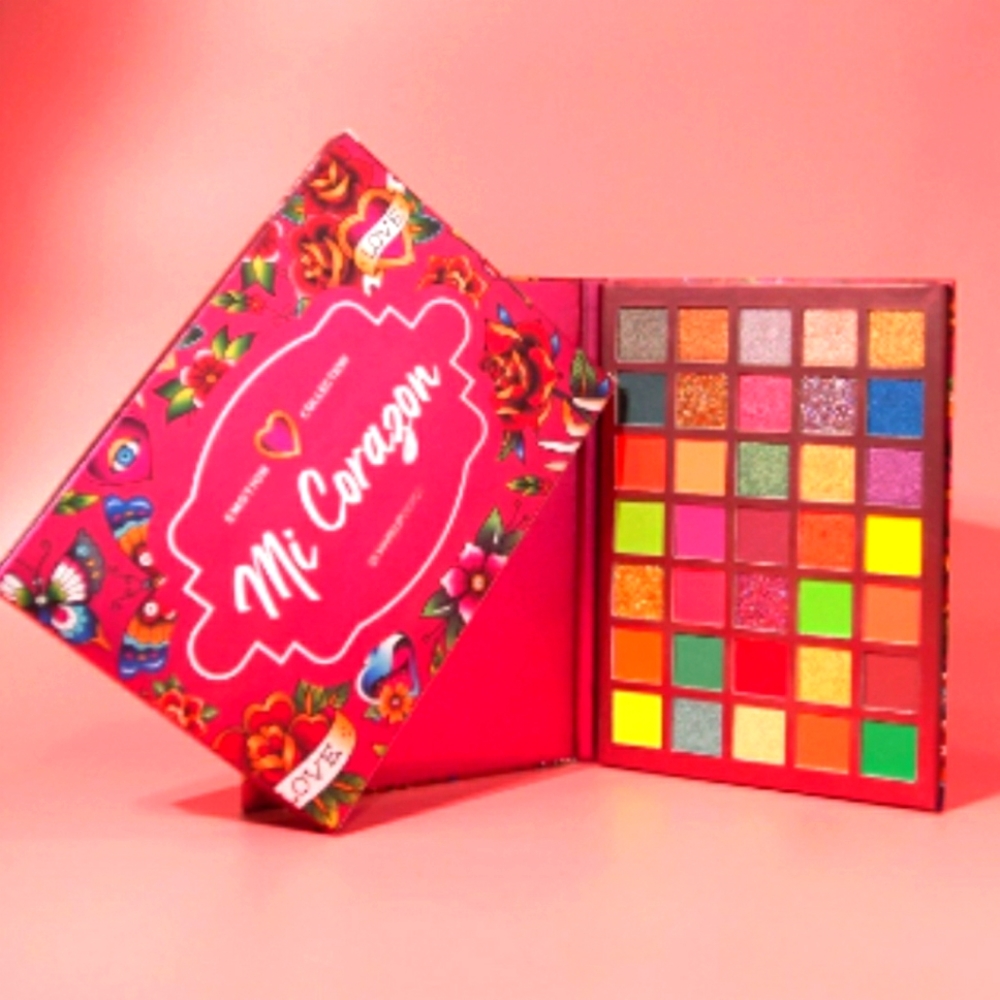 MI CORAZON eyeshadow palette by Makeup Depot.